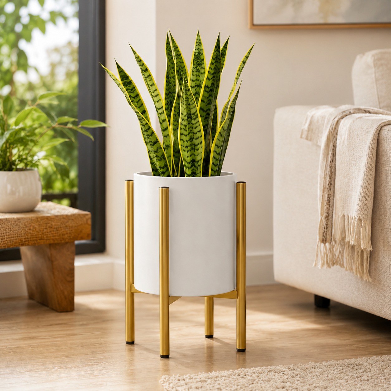 Modern Flower Pot With Stand